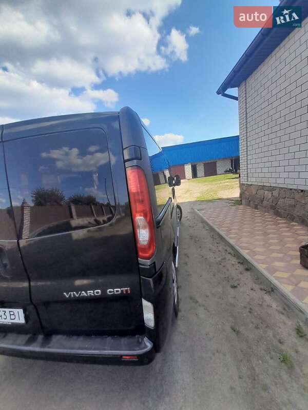 Мінівен Opel Vivaro 2007 в Рівному фото 3 Мінівен Opel Vivaro 2007 в Рівному