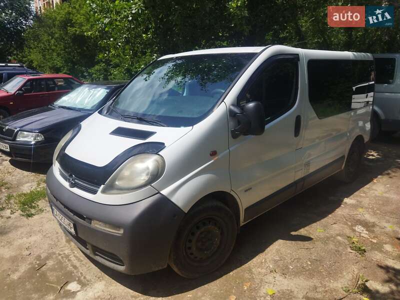 Мінівен Opel Vivaro 2005 в Києві