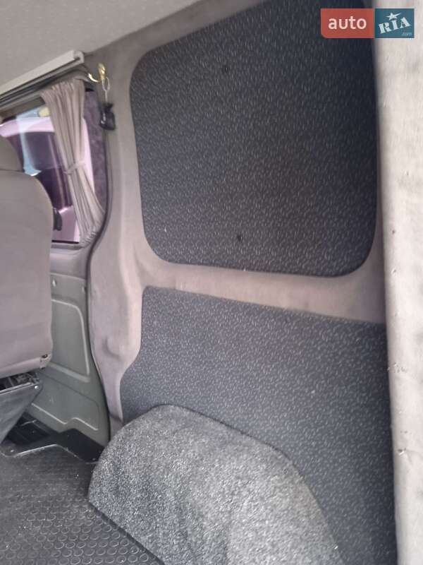 Мінівен Opel Vivaro 2007 в Звягелі