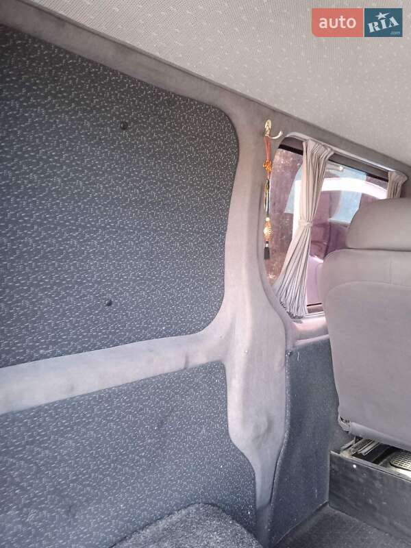 Мінівен Opel Vivaro 2007 в Звягелі