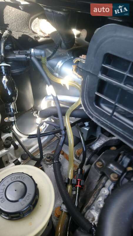 Минивэн Opel Vivaro 2014 в Виньковцах