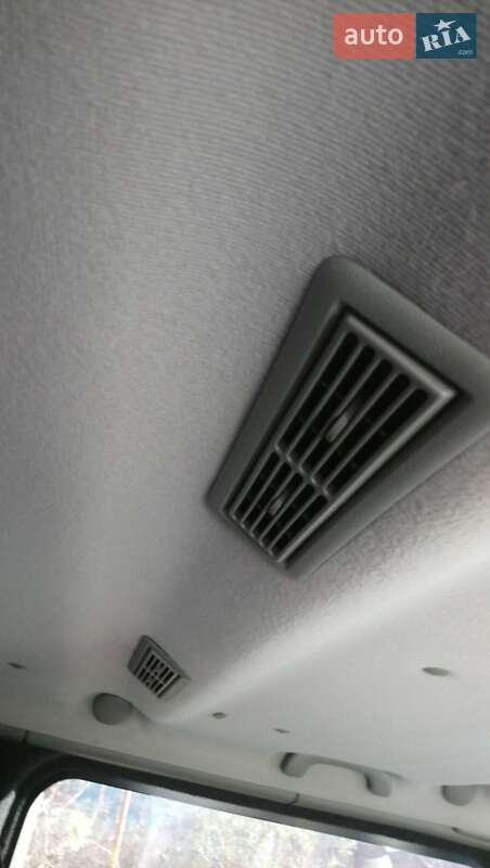 Минивэн Opel Vivaro 2014 в Виньковцах