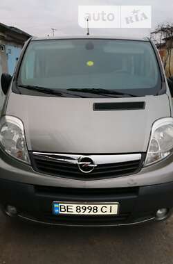 Минивэн Opel Vivaro 2009 в Николаеве