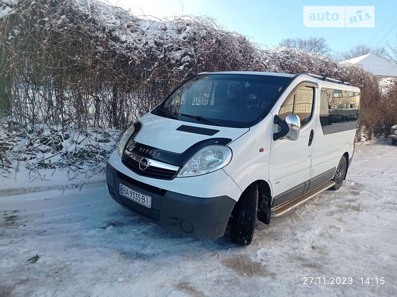 Минивэн Opel Vivaro 2007 в Кропивницком