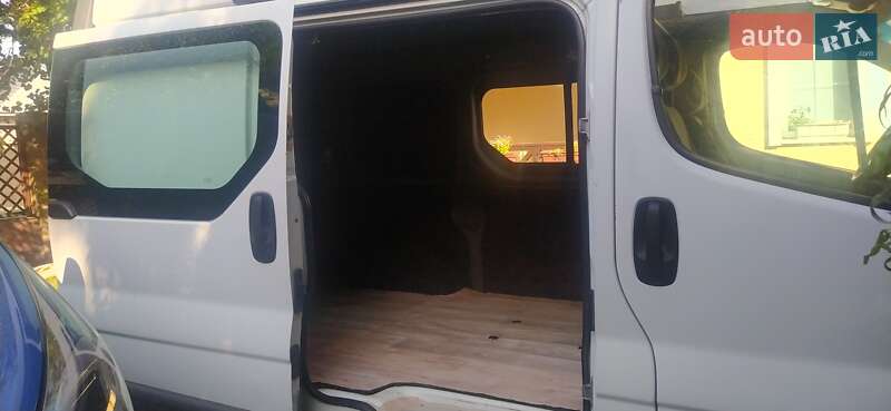 Минивэн Opel Vivaro 2009 в Конотопе