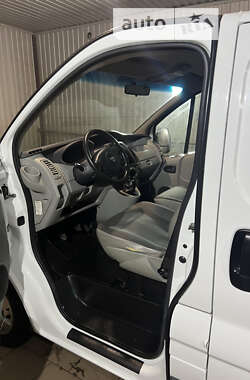 Грузовой фургон Opel Vivaro 2013 в Олевске