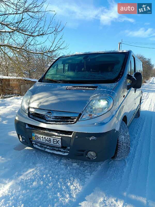 Мінівен Opel Vivaro 2009 в Одесі