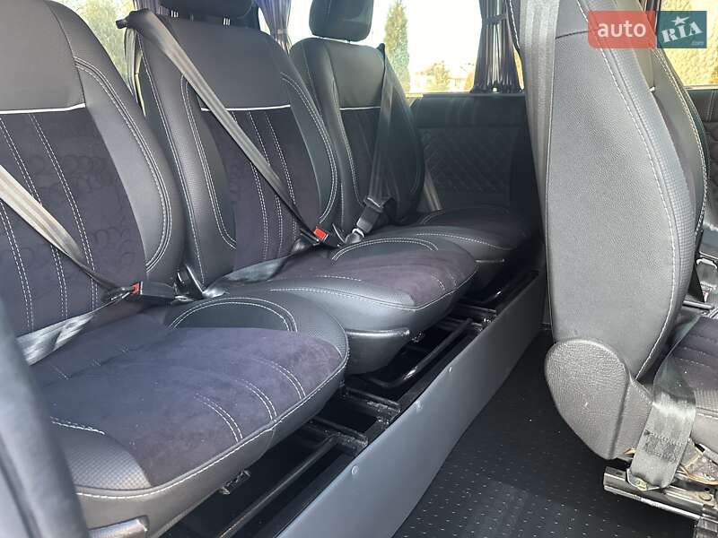 Мінівен Opel Vivaro 2018 в Тернополі