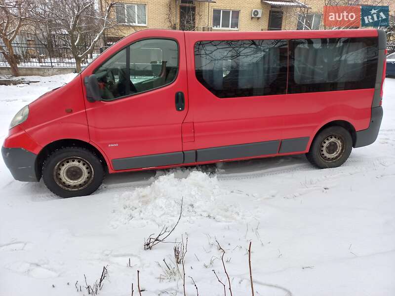 Opel Vivaro 2006