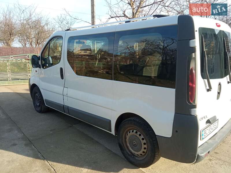 Минивэн Opel Vivaro 2005 в Ивано-Франковске