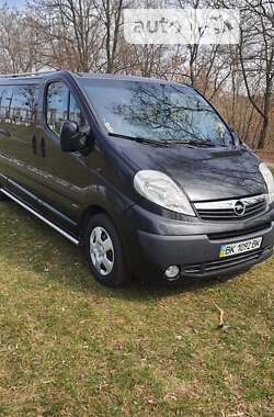 Минивэн Opel Vivaro 2007 в Сарнах