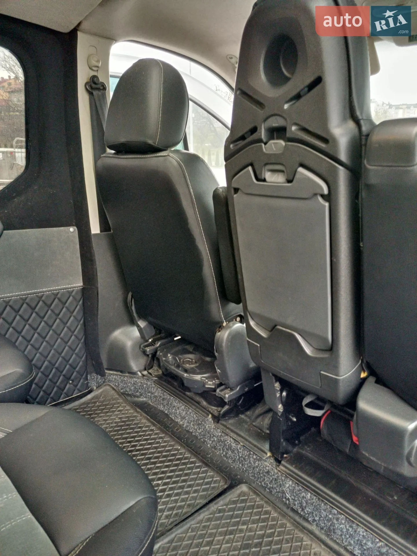 2017 Opel Vivaro - мініатюра 25