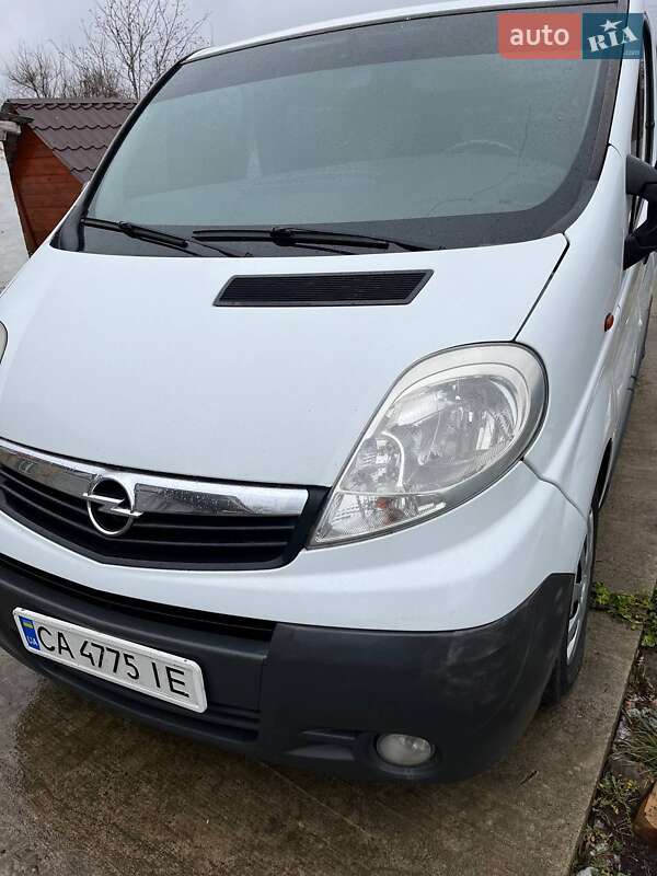 Opel Vivaro 2009 Opel Vivaro 2009