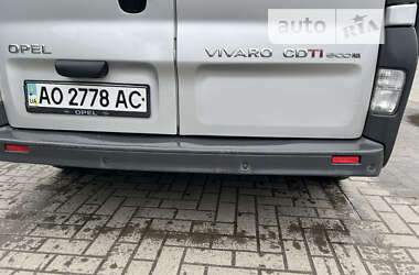 Минивэн Opel Vivaro 2012 в Сарнах