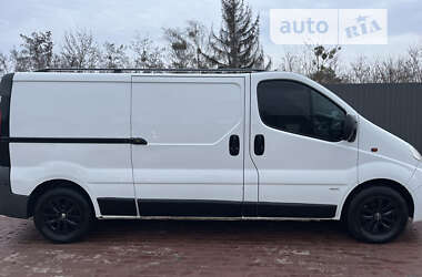 Вантажний фургон Opel Vivaro 2011 в Сарнах