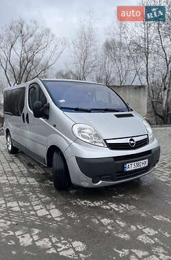 Минивэн Opel Vivaro 2009 в Надворной