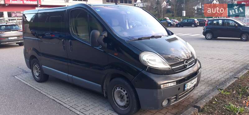Opel Vivaro 2006