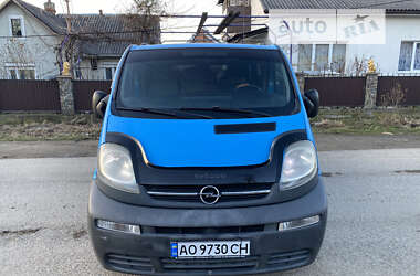 Минивэн Opel Vivaro 2005 в Тячеве