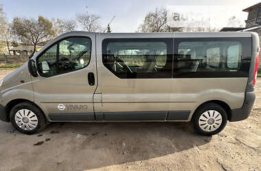 Минивэн Opel Vivaro 2013 в Львове