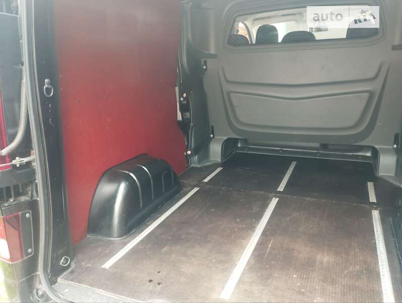 Минивэн Opel Vivaro 2015 в Ровно фото 23 Минивэн Opel Vivaro 2015 в Ровно