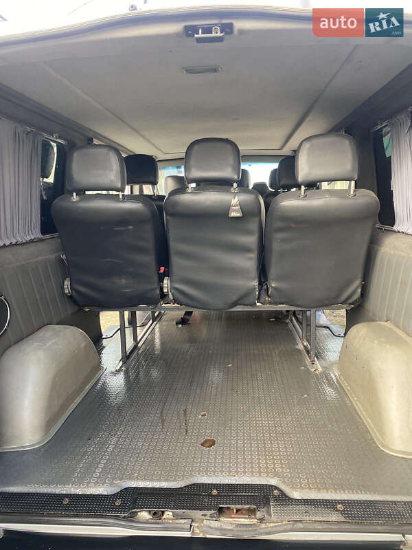 Минивэн Opel Vivaro 2007 в Виноградове