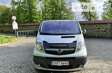 Минивэн Opel Vivaro 2013 в Черновцах