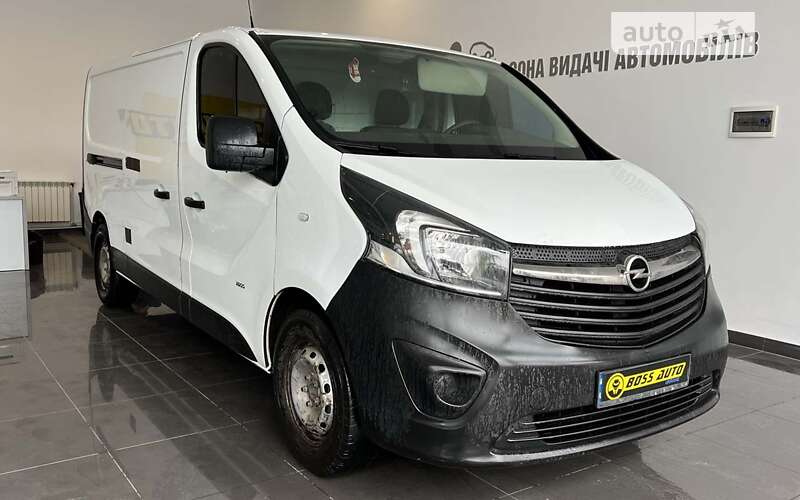 Грузовой фургон Opel Vivaro 2016 в Червонограде