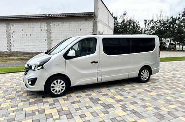 Минивэн Opel Vivaro 2015 в Виноградове