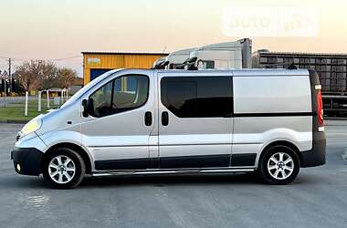 Мінівен Opel Vivaro 2010 в Радивиліві