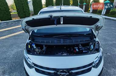 Грузовой фургон Opel Vivaro 2020 в 
