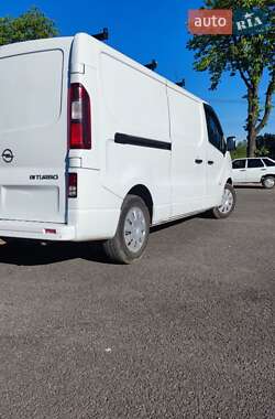 Грузовой фургон Opel Vivaro 2015 в 
