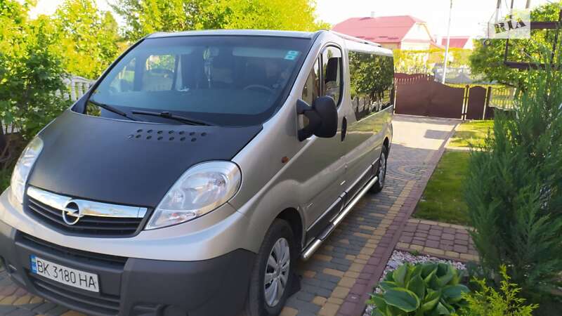 Минивэн Opel Vivaro 2007 в Млинове