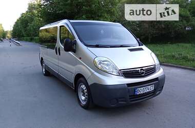 Мінівен Opel Vivaro 2014 в Тернополі