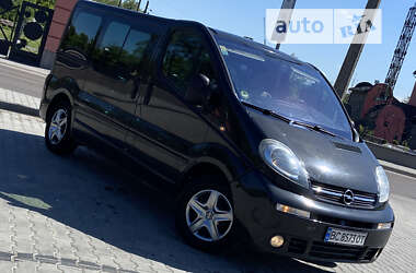 Минивэн Opel Vivaro 2005 в Дрогобыче