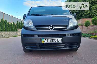 Минивэн Opel Vivaro 2003 в Виннице