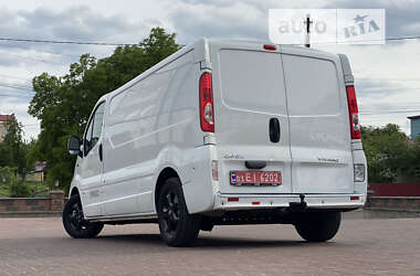 Мінівен Opel Vivaro 2014 в Рівному