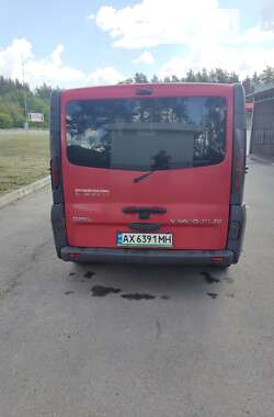 Грузовой фургон Opel Vivaro 2002 в Подворках