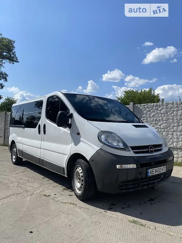 Opel Vivaro 2006