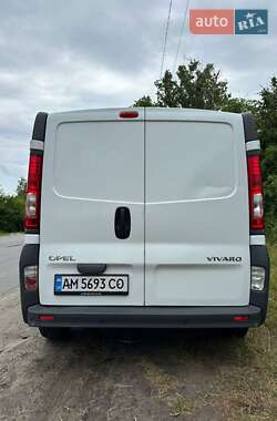 Грузовой фургон Opel Vivaro 2014 в 