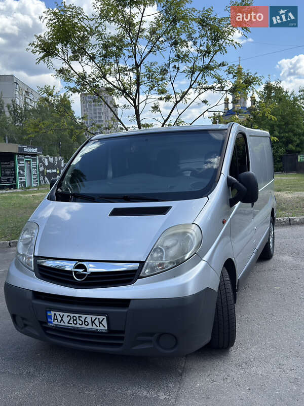 Грузовой фургон Opel Vivaro 2010 в Харькове