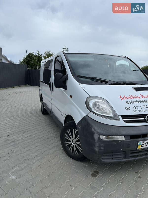 Opel Vivaro 2004