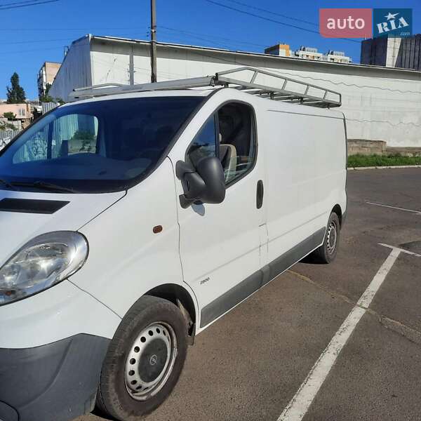 Вантажний фургон Opel Vivaro 2013 в Одесі