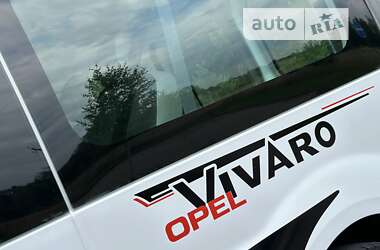 Минивэн Opel Vivaro 2013 в Дрогобыче