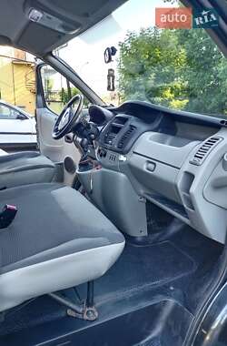 Мінівен Opel Vivaro 2013 в Львові