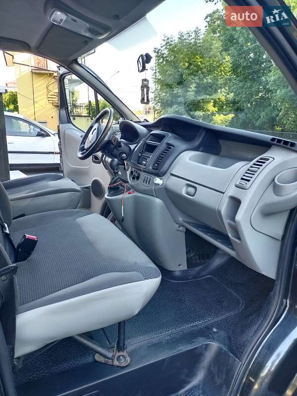Мінівен Opel Vivaro 2013 в Львові