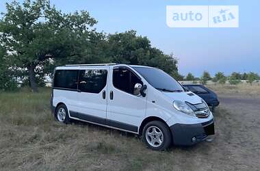 Мінівен Opel Vivaro 2006 в Кам'янському