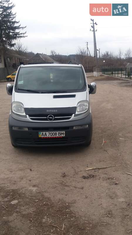 Минивэн Opel Vivaro 2003 в Виннице