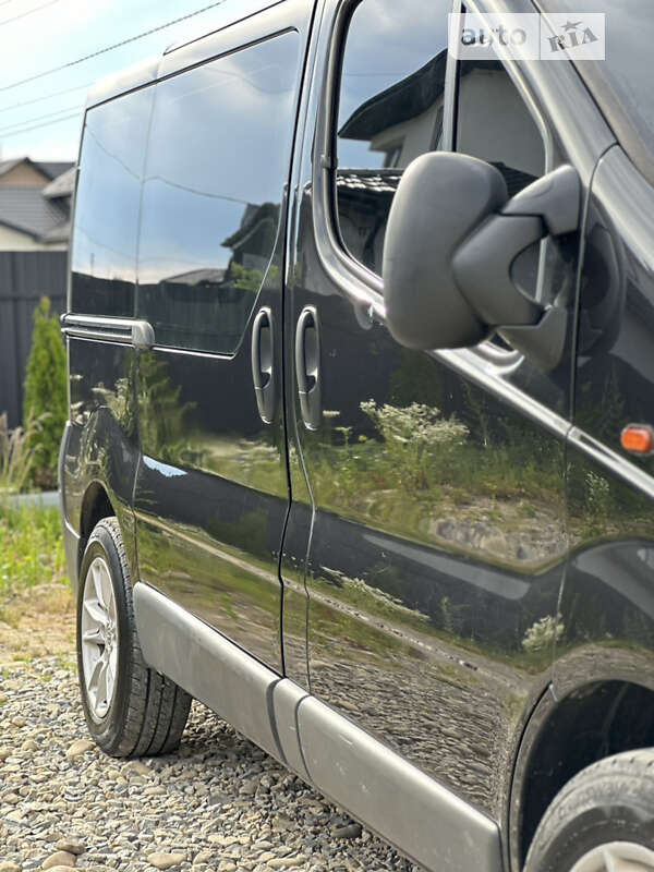 Мінівен Opel Vivaro 2007 в Коломиї