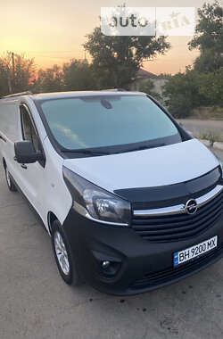 Грузовой фургон Opel Vivaro 2015 в Арцизе