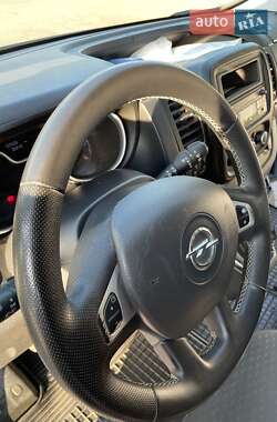 Минивэн Opel Vivaro 2017 в 
